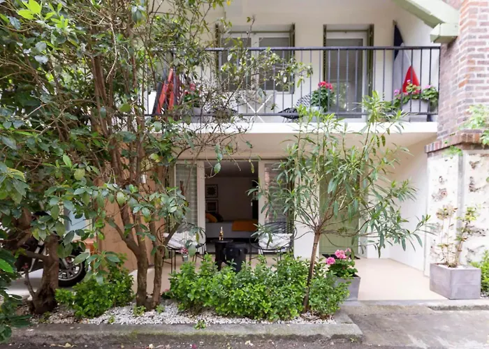 Ecrin De Verdure Aux Portes De Paris